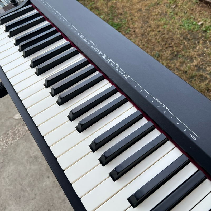 Jual ROLAND RD64 SuperNATURAL Piano - 5 Octave | Shopee Indonesia