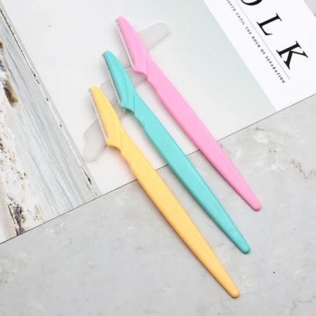 Jual Pisau Pencukur Alis / Eyebrow Razor Blade / Alat Rias Penghilang ...