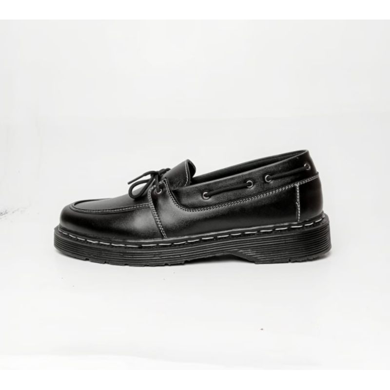 Jual SULTAN FOOTWEAR X AFV BLACK | Sepatu Kasual slip on Loafers Pria ...