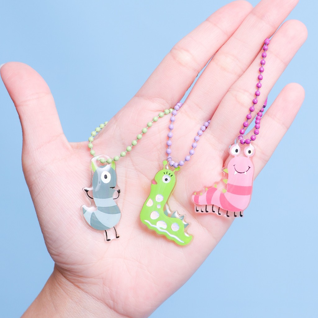 Jual Stroberi Acrylic Monster Holo Keychain | Shopee Indonesia