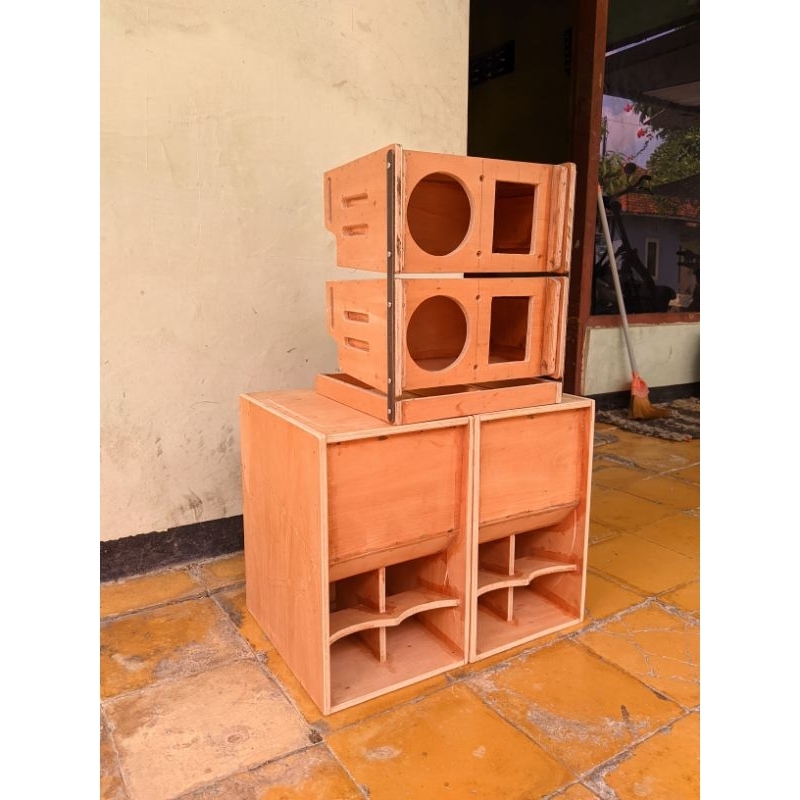 Jual Paket Box Miniatur sound model Subpali 6 inch dan line array 4 ...