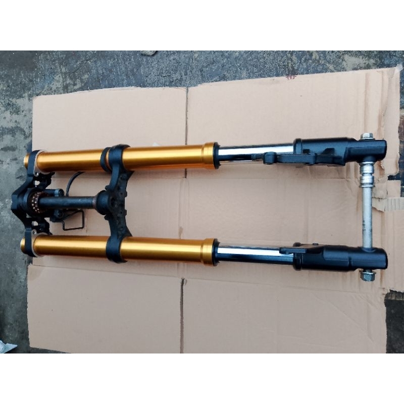 Jual shockbreaker depan R15 V3 VVA Gold original second | Shopee Indonesia