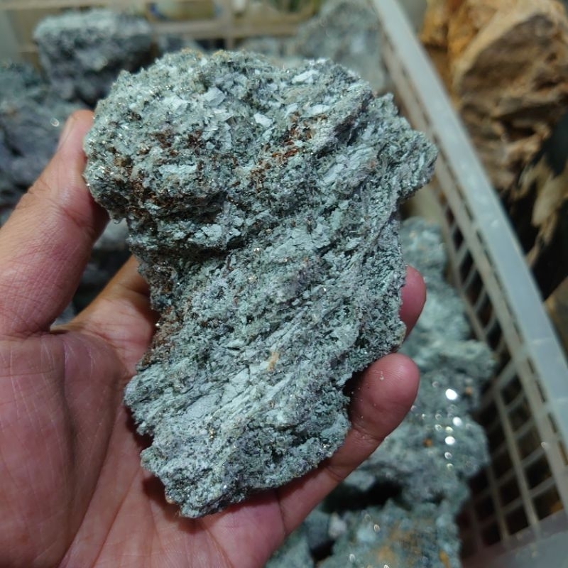 Jual kristal pirit cube pyrite alami stone ukuran 5/8 cm | Shopee Indonesia