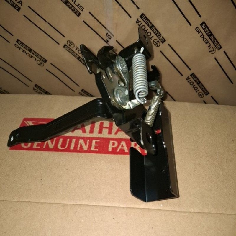 Jual Hood lock doorlock kap mesin all new RUSH TERIOS. ORIGINAL ...
