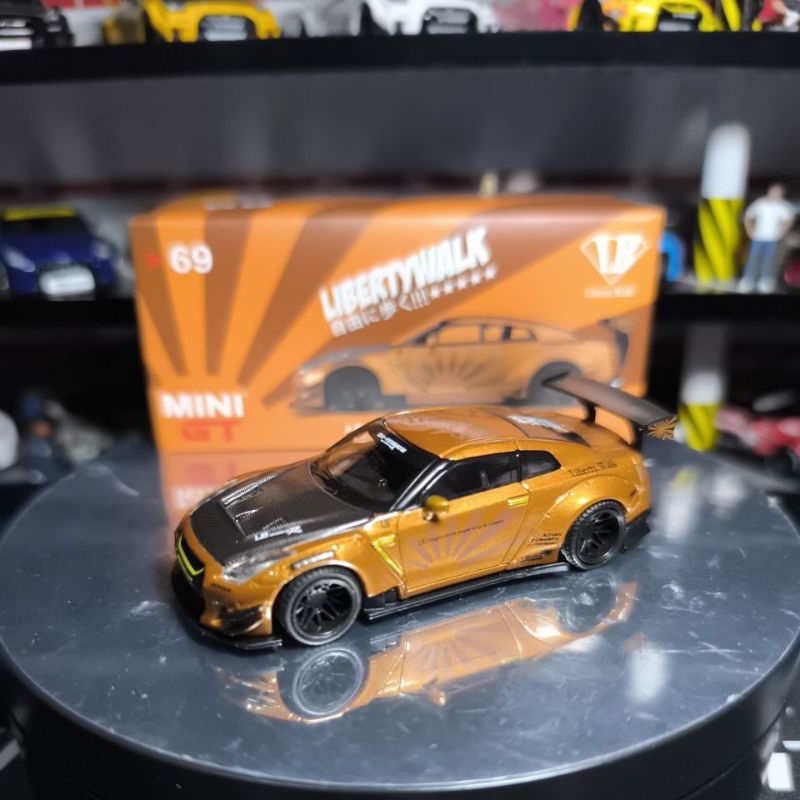 Jual mini gt nissan gtr r35 lbwk metalic brown #69 | Shopee Indonesia