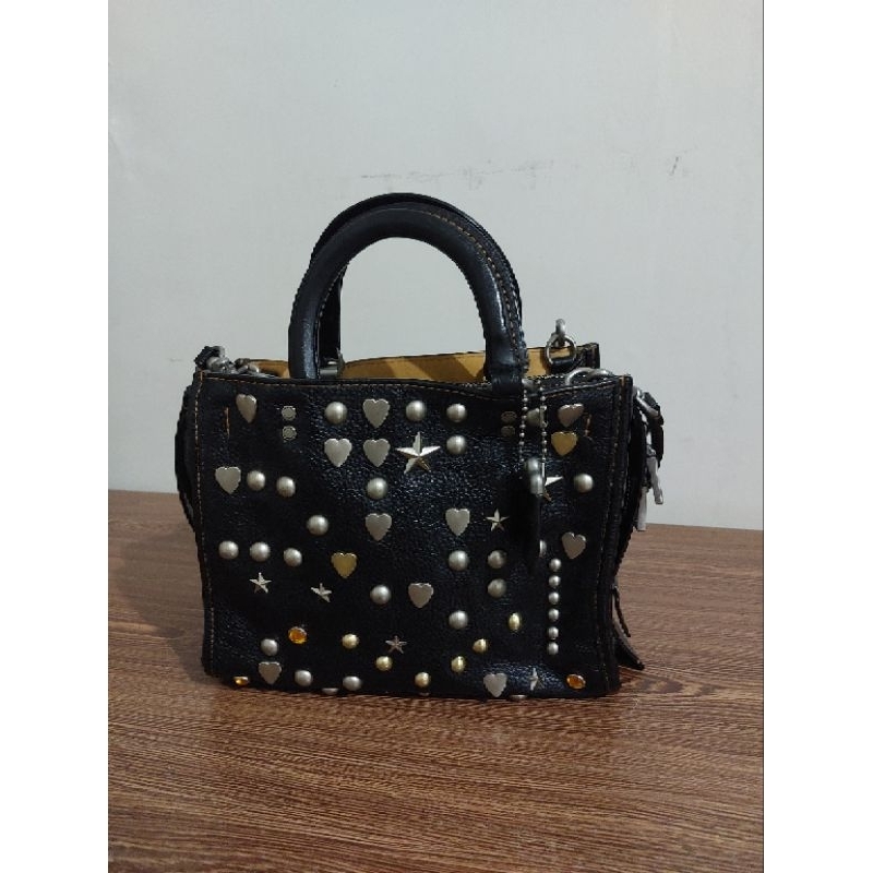 Jual Coach Rogue Rivets preloved | Shopee Indonesia