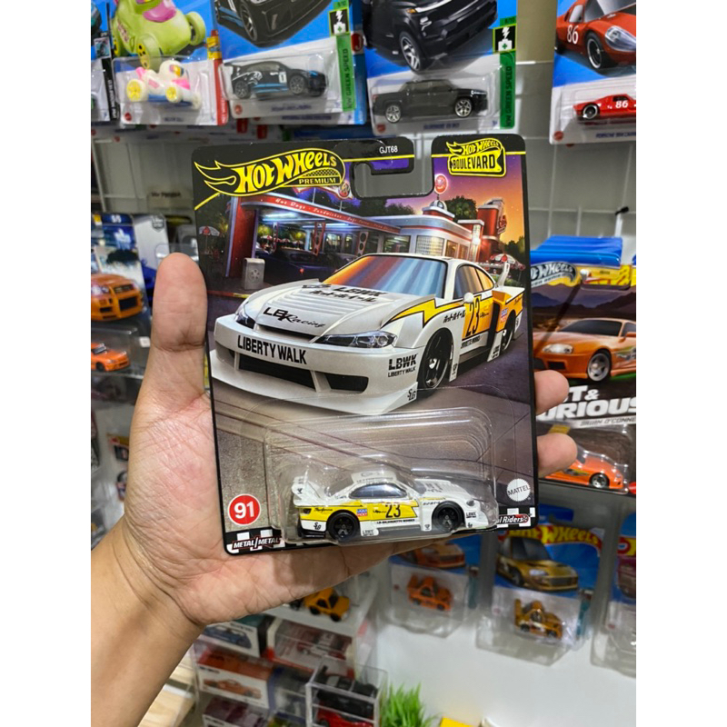 Jual Hotwheels Premium Japan Card LB Super Silhouette Nissan Silvia S15 ...