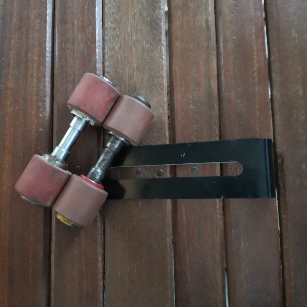 Jual Bracket roller nilon kecil rumah roda atas penuntun pintu pagar ...