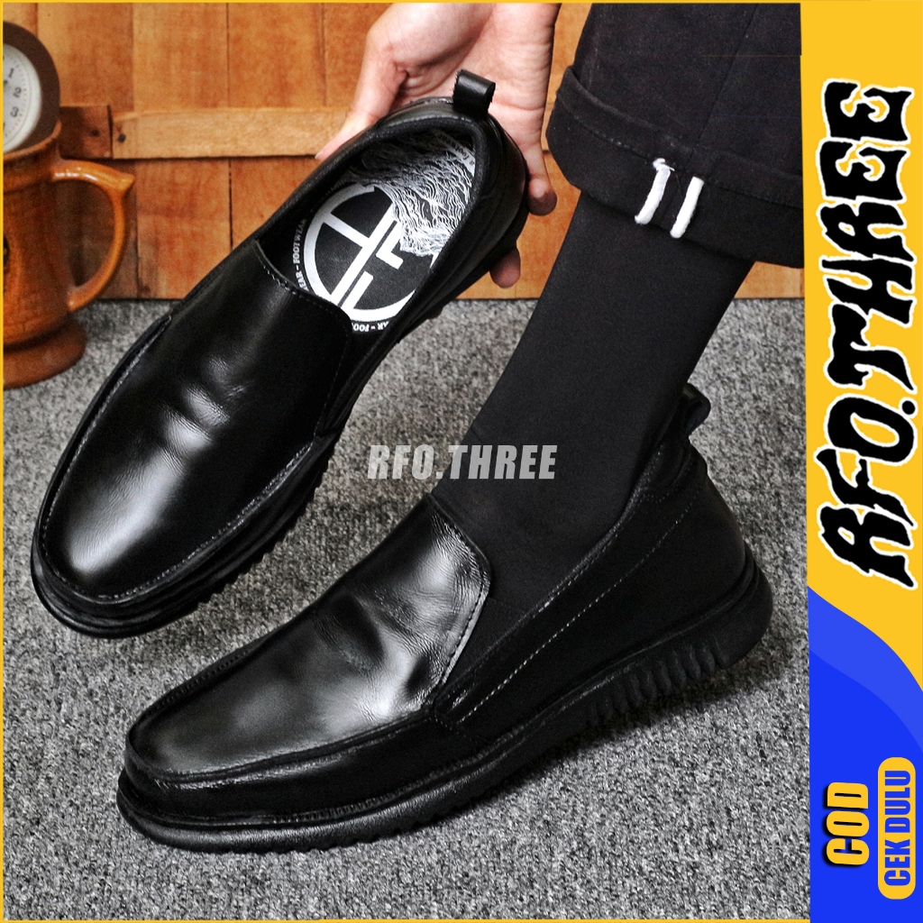 Jual RFOTHREE Ulrei - Sepatu Pantofel Pria Kulit Asli Formal Kasual ...