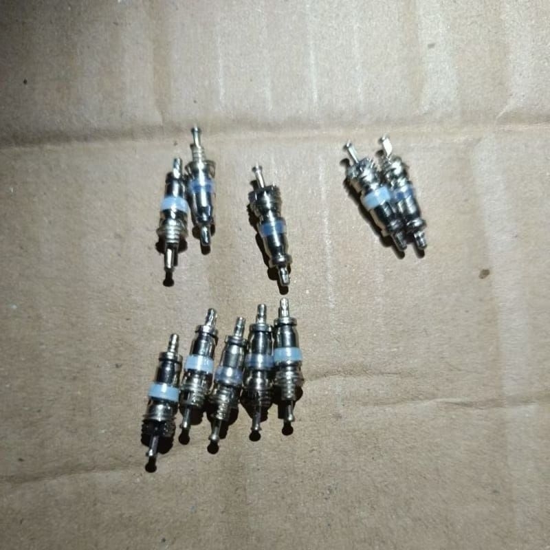 Jual PAKET HEMAT 15 pcs ISI PENTIL AC / KULKA/ AC MOBIL / BAN # SPUYER ...