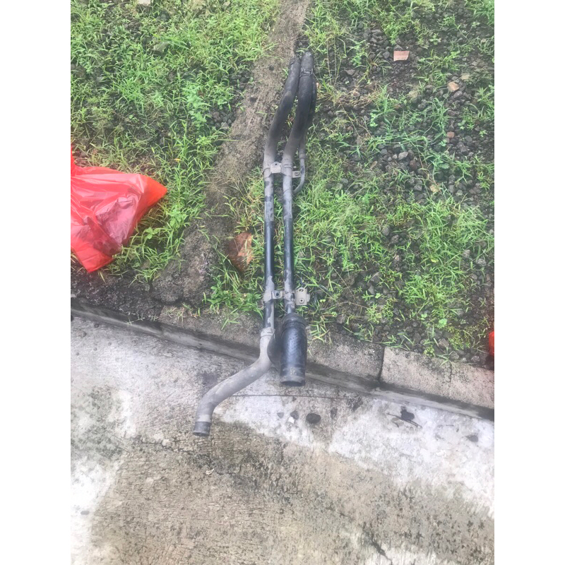 Jual pipa / selang radiator daihatsu granmax original copotan | Shopee ...