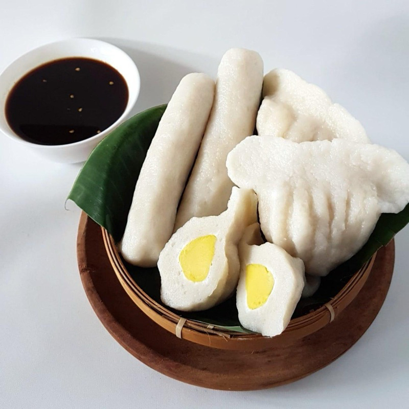 Jual Pempek Campur Isi 10 Pcs (Telur 5 Pcs dan Lenjer 5 Pcs) | Shopee ...