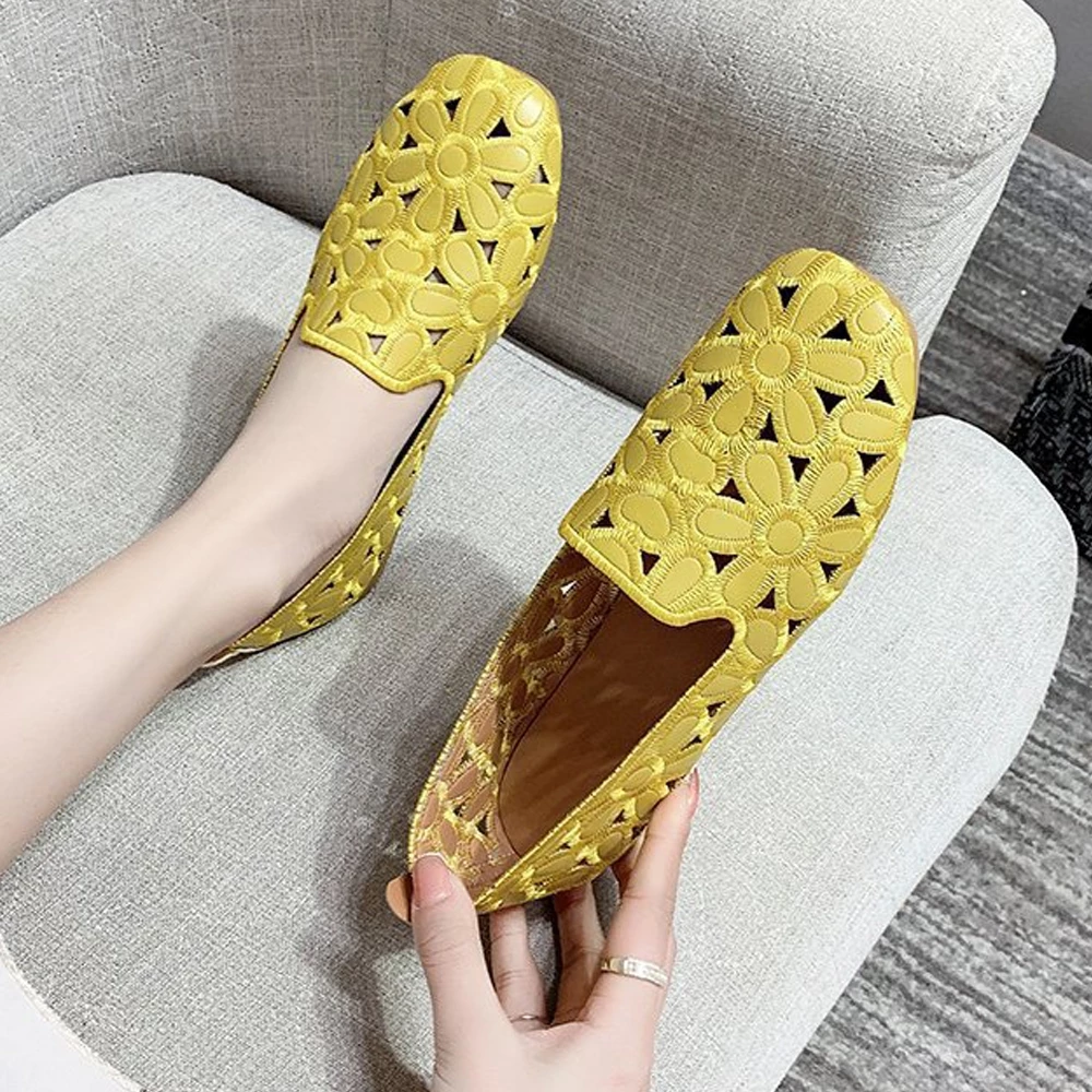 Sepatu Sneakers Slip On Wanita Trendy Empuk