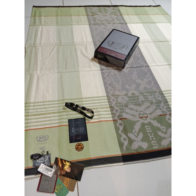 Jual Sarung BHS Excellent TKB KBS silver berTtd | Shopee Indonesia