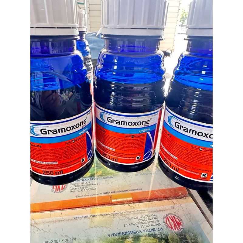 Jual gramaxone 250ml / gramason / obat rumput / parakuat 276 SL ...