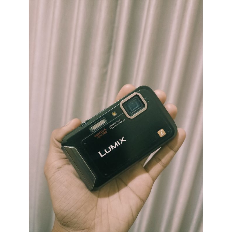 パナソニック デジカメ DMC-FT20 (水中・砂浜使用可能) 【公式通販】