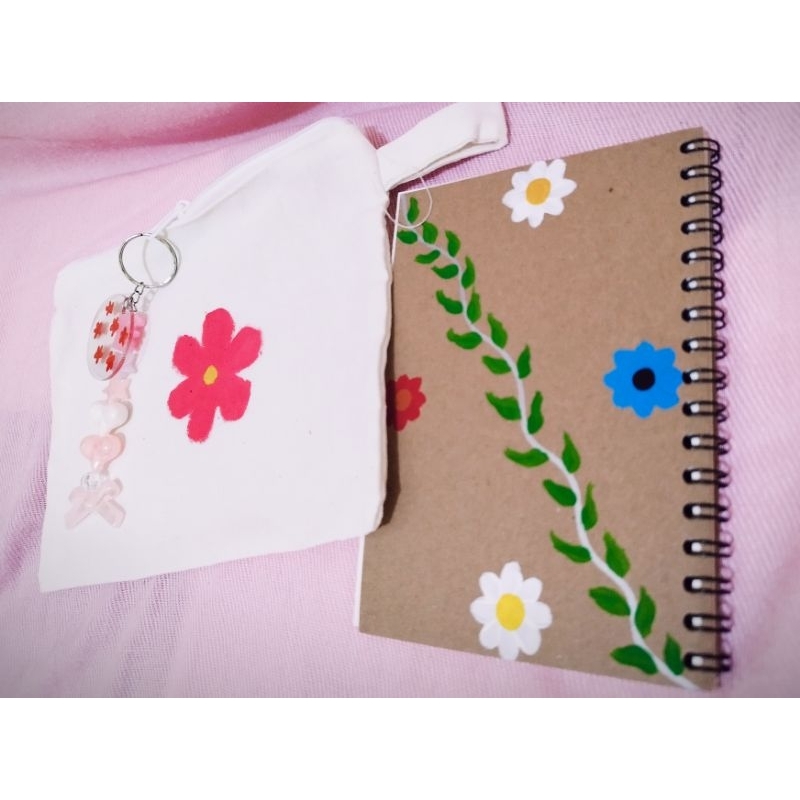 Jual Souvenir buku sketsa dan pouch, FREE KEYCHAIN | Shopee Indonesia