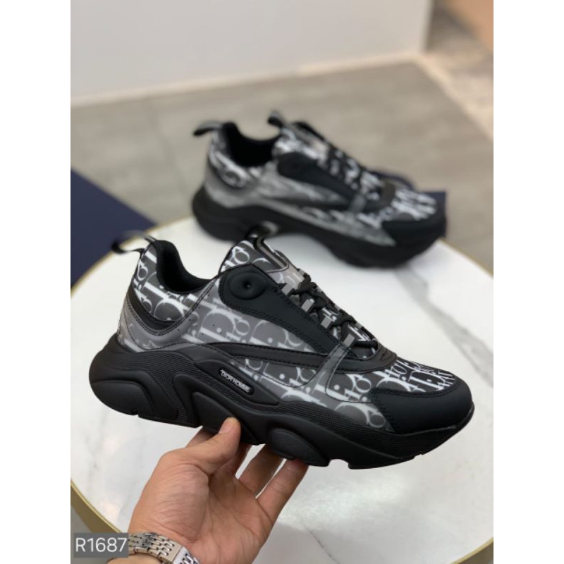 Jual SEPATU SNEAKER FASHION TERBARU | Shopee Indonesia