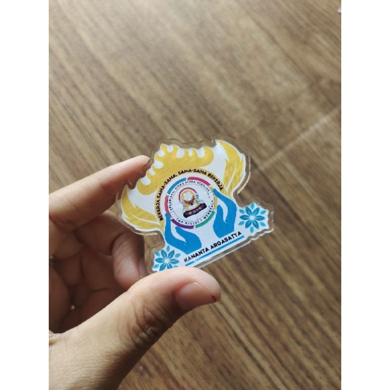 Jual Pin Akrilik Custom 4-5cm (bahan akrilik 3mm) | Shopee Indonesia