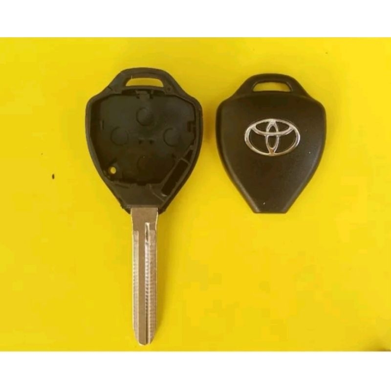 Jual Casing kunci Toyota innova fortuner camry altis 3 tombol | Shopee ...
