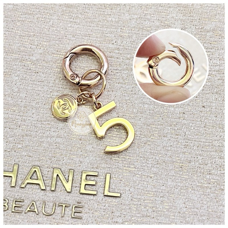 Jual Ch4nel Chanel Iconic Charm ( key chain ) | Shopee Indonesia