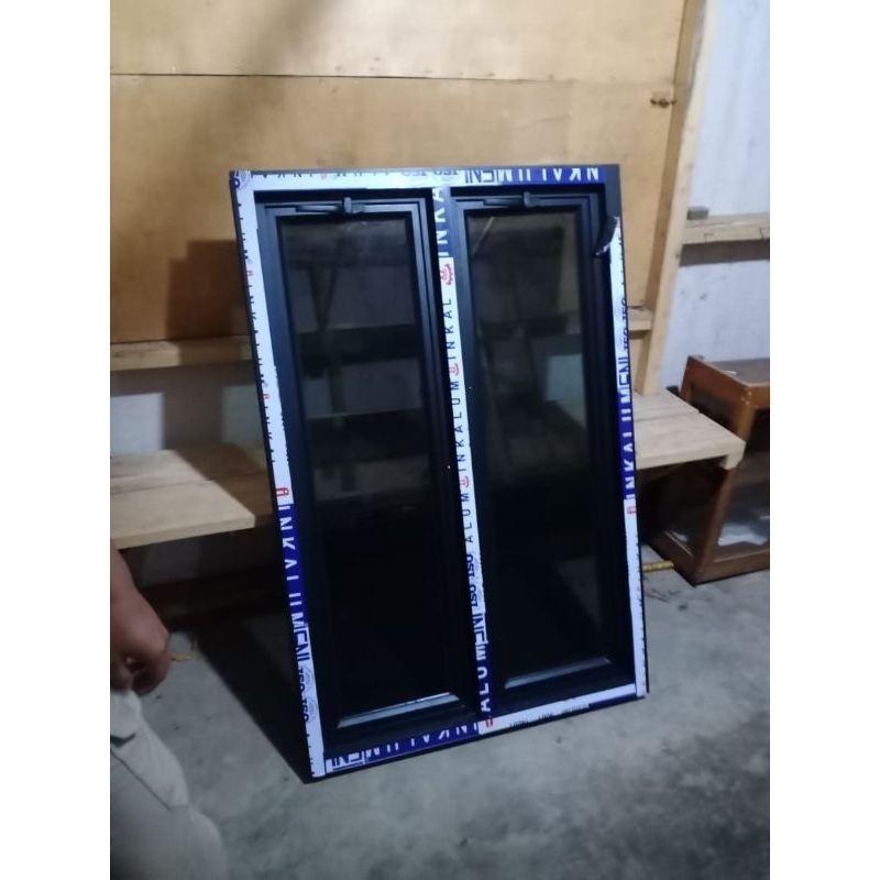Jual jendela +kusen L80xT120 2 daun 3 inci lengkap kaca 5mm coklat ...