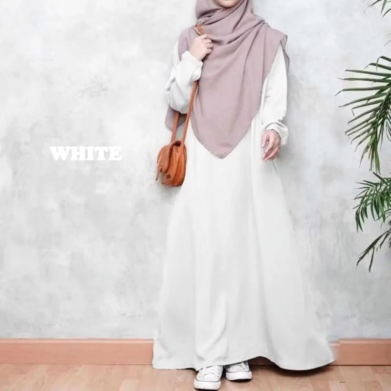 Gamis Salwa hitam crinkle airflow tampilan depan