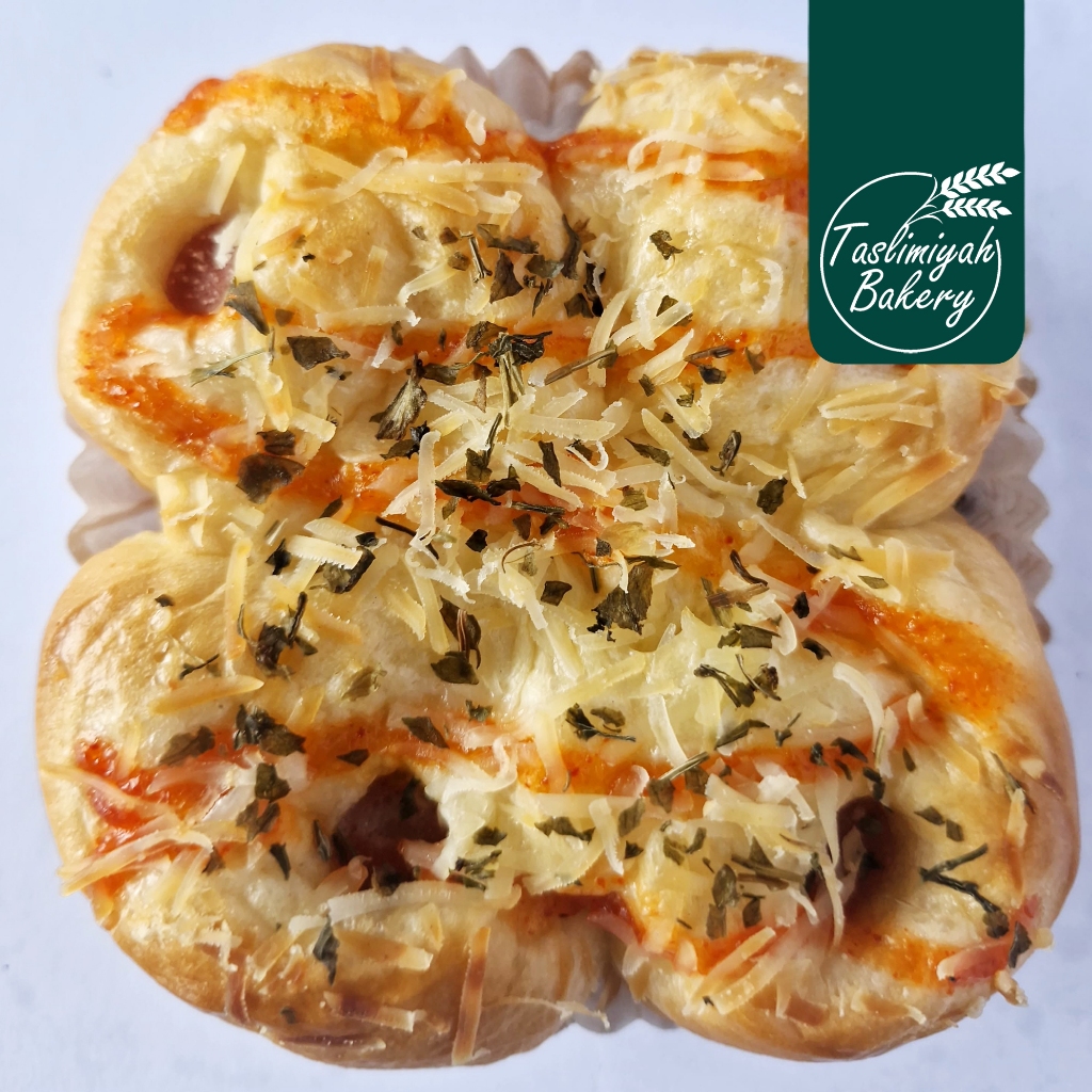 Jual TASLIMIYAH BAKERY Roti Sosis / Roti Isi Sosis / Beli 5 Gratis 1 ...