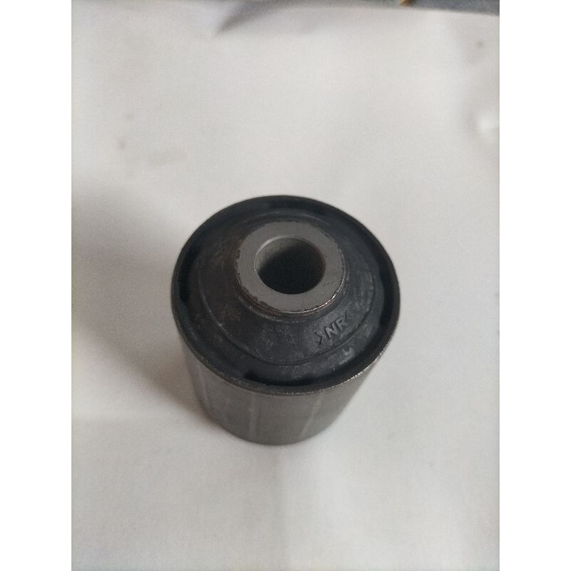 Jual bushing ash link stabil arm belakang Toyota Innova original ...
