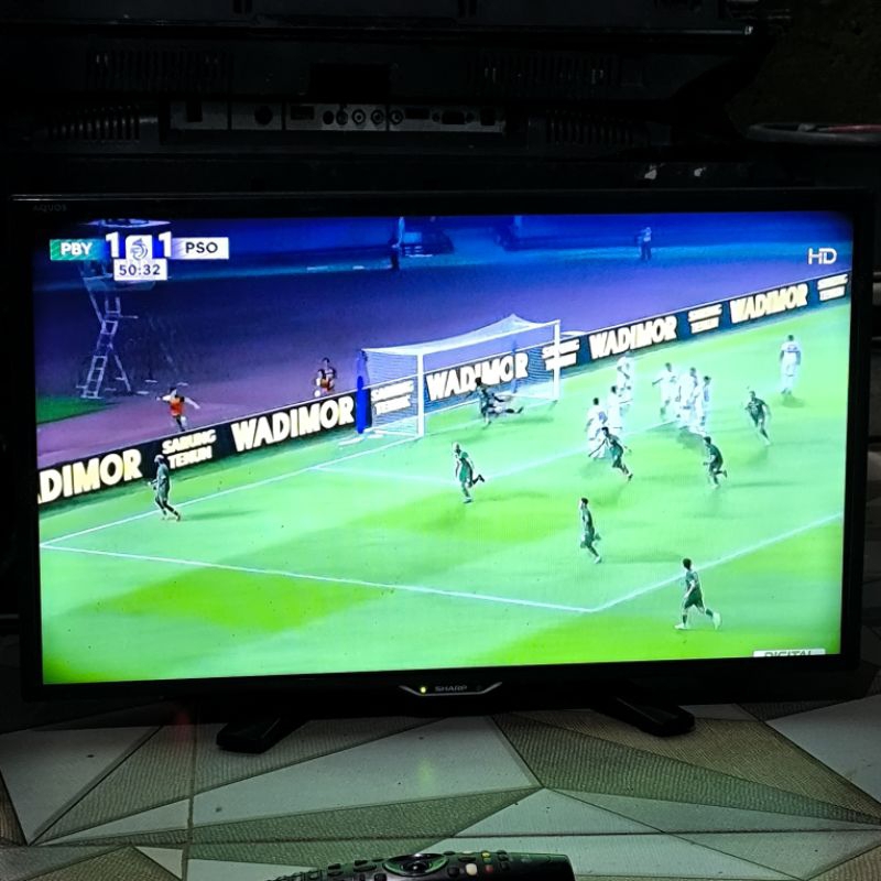 Jual digital tv sharp 24inch model 2T-C24DC1I second normal | Shopee ...