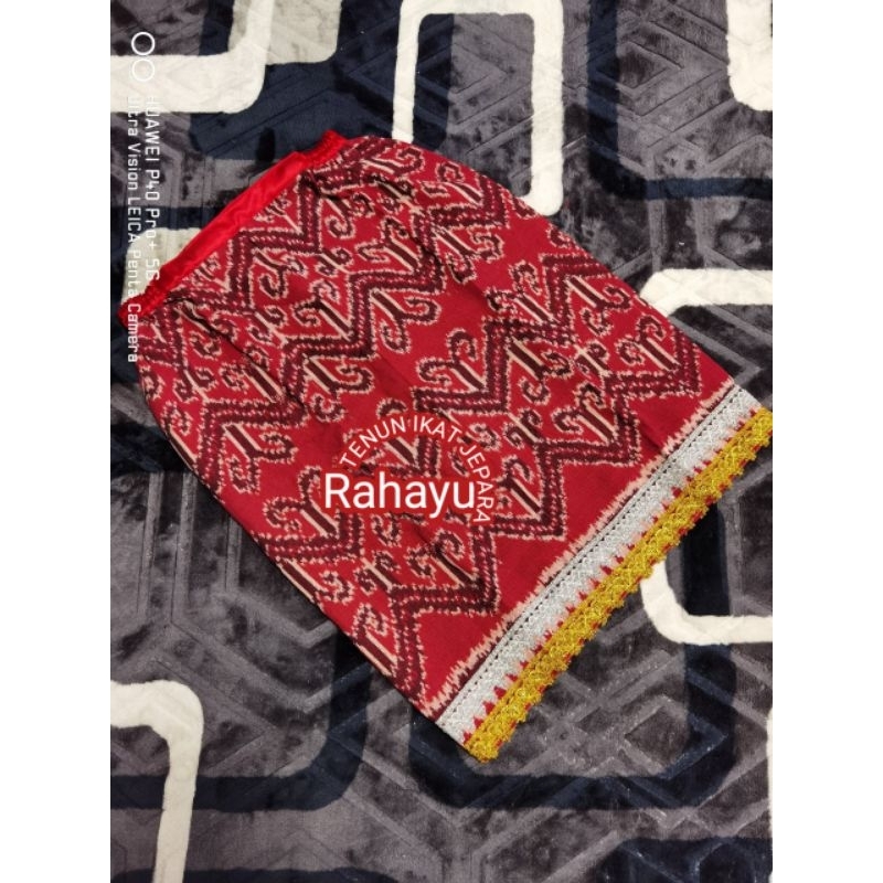 Jual Rok tenun puak kumbu Renda | Shopee Indonesia