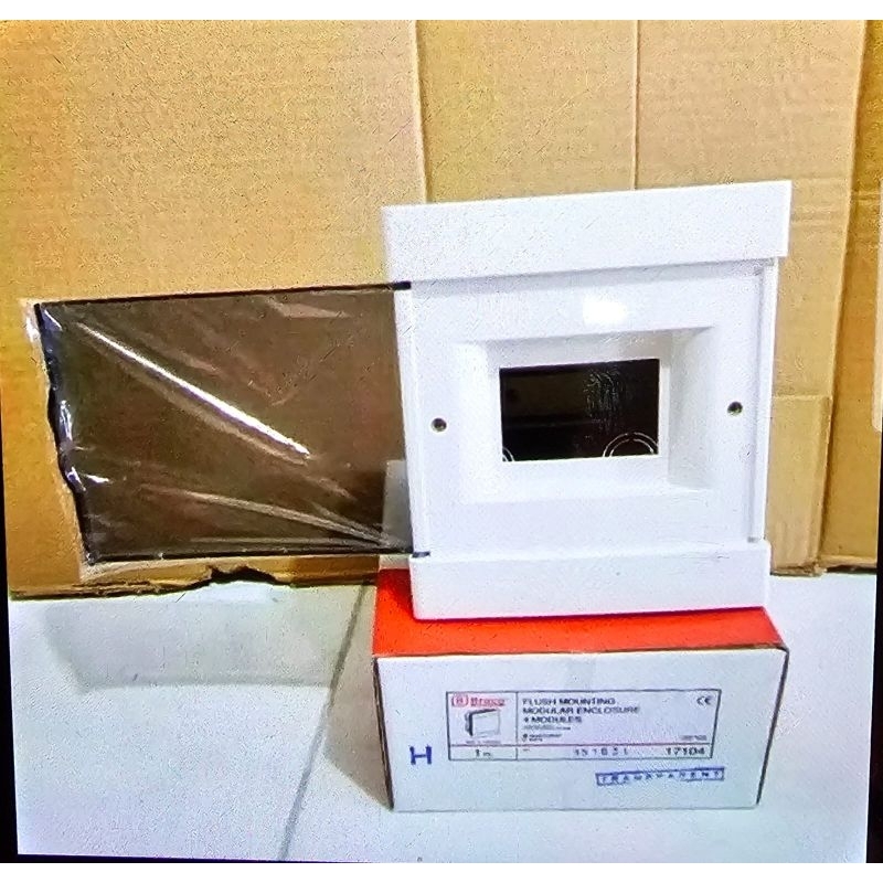 Jual BROCO BOX MCB 4GROUP INBOW HITAM TRANSPARANT ART 17104 | Shopee ...