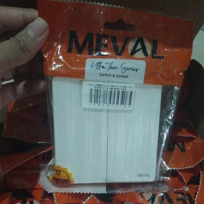 Jual MEVAL Stop Kontak Saklar dan Soket Minimalist - Pearl White ...