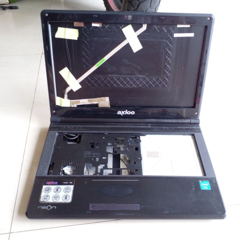 Jual Casing Laptop Axioo Neon RNW W246CZ Kondisi Fullset Mulus | Shopee ...