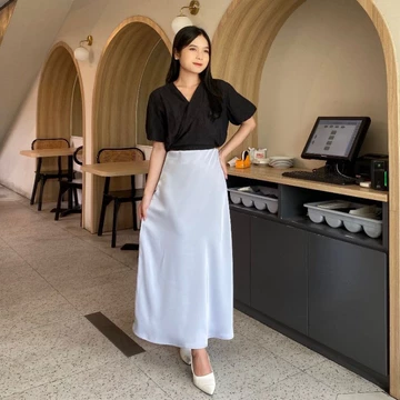 NAYNA Rok Satin Slik Premium Midi Lenght Panjang Satin Skirt Rok Slik Korean Style Basic Wanita
