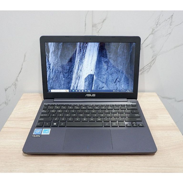 Jual Laptop Asus E203MAH Intel Celeron N4000 Ram 4Gb Hdd 500Gb SCU19403 ...