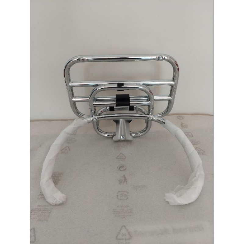 Jual Rear Rack Chrome Vespa GTS-GTV Original | Shopee Indonesia
