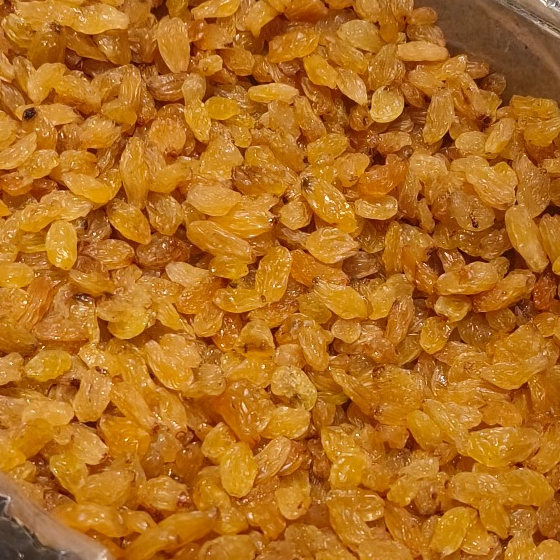 Jual Kismis Manis Mutiara Premium Golden Raisin Kemasan Repack | Shopee ...