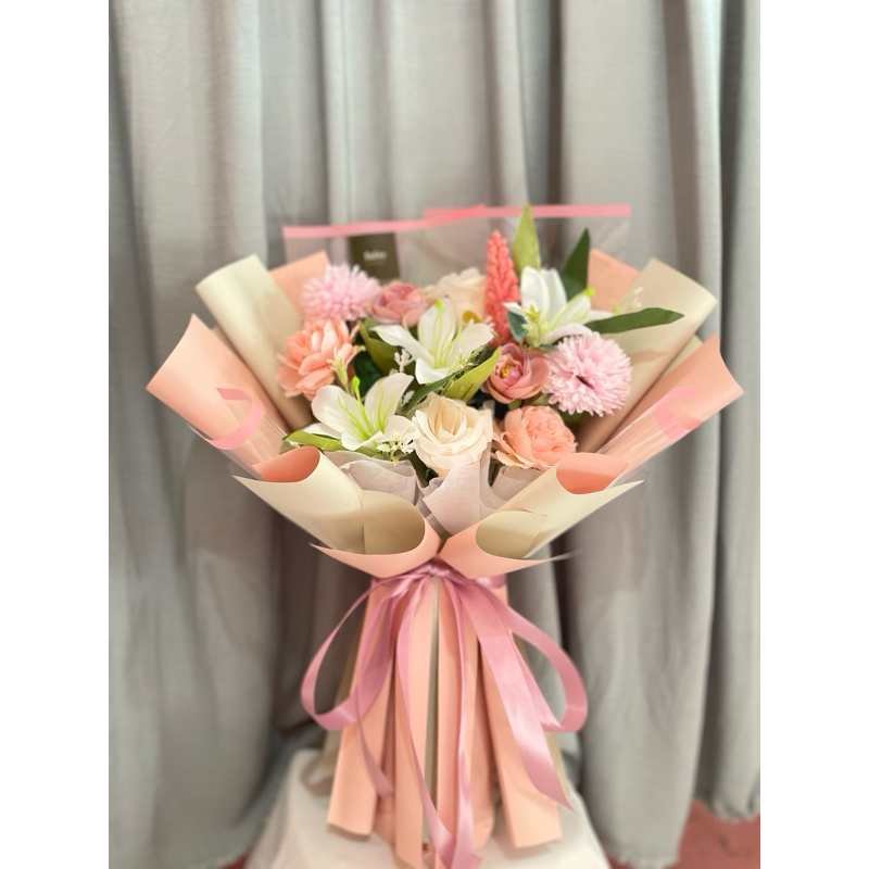 Jual Soft Garden | Buket bunga lily artificial wisuda sidang | Buket ...