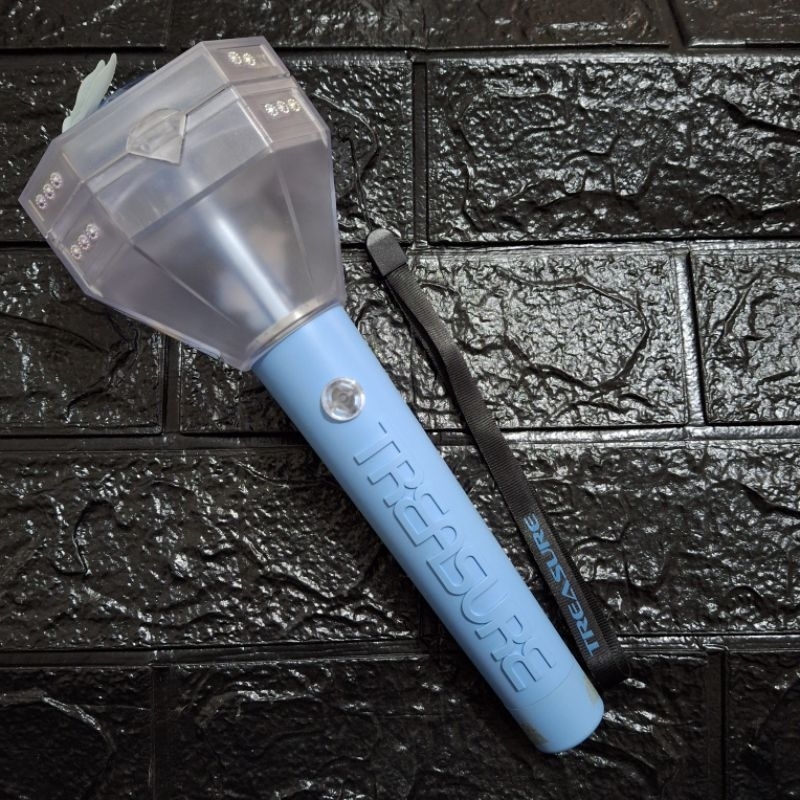 Jual [BOOKED! UDAH ADA YANG PUNYA] TREASURE LIGHTSTICK TEULIGHT ...