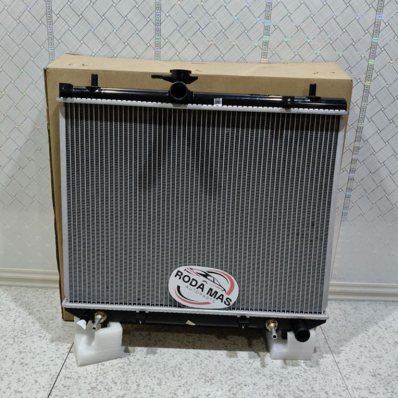 Jual RADIATOR TOYOTA AVANZA 1300-1500CC MATIC TAHUN 2007-2015 TRIVINDO ...