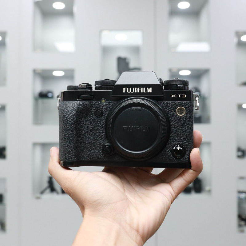 Jual Fujifilm XT3 / Fujifilm X-T3 Mirrorless Camera Body Only | Shopee ...