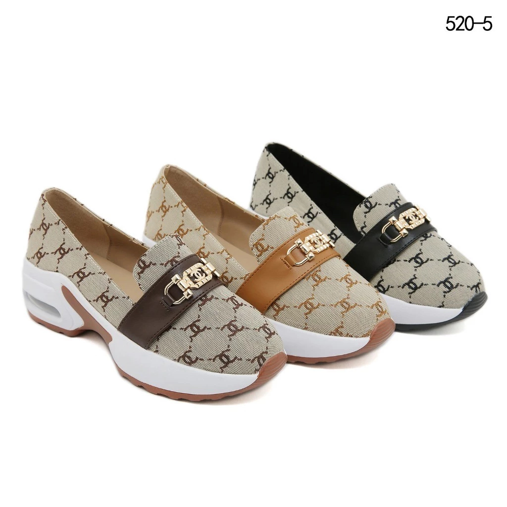 新品未使用✴︎ユミコア　ローラーandホグッシー2個andカレンダー 新品未使用✴︎ユミコア ローラーandホグッシー2個andカレンダー