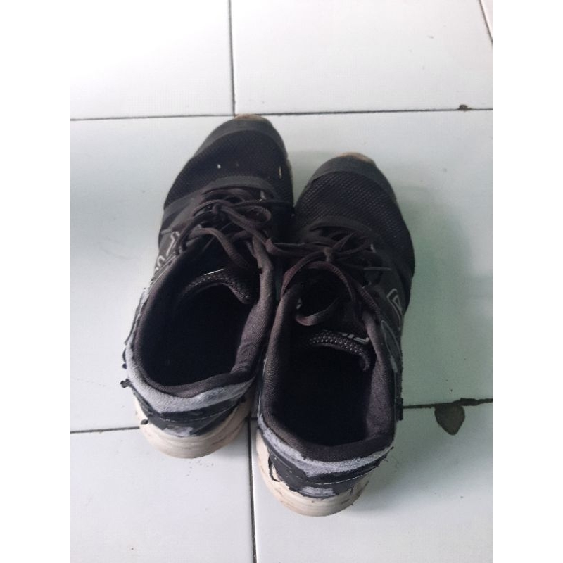 Jual Sepatu | Shopee Indonesia