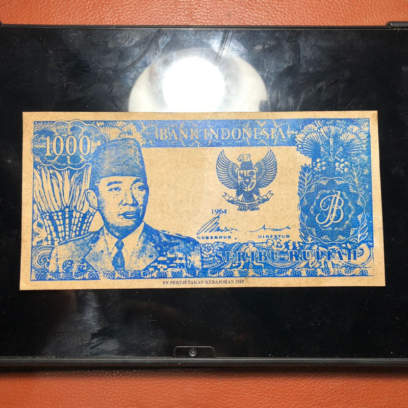 Jual Uang Kertas Soekarno 1000 Rupiah biru Melengkung | Shopee Indonesia