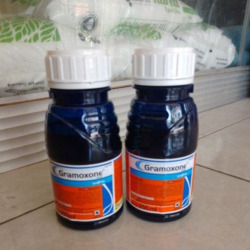 Jual obat rumput gramoxone | Shopee Indonesia