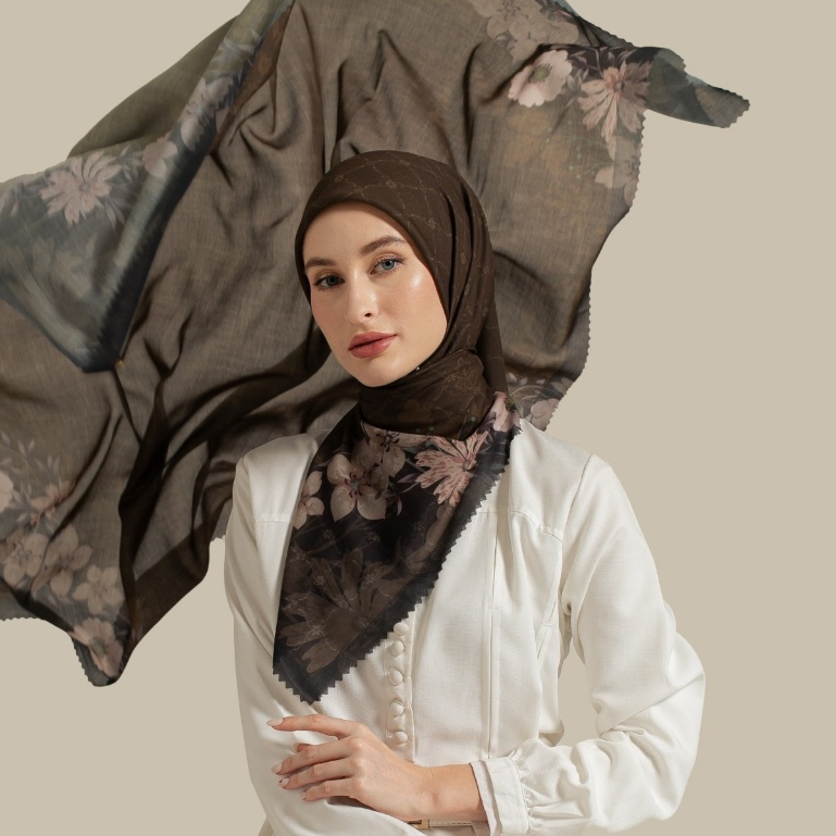 Wulang Narawangsa Hijab Segi Empat ⁠Soft Flower Choco Biscuit Kerudung Segi Empat Hijab Motif Segi Empat Hijab Voal Premium
