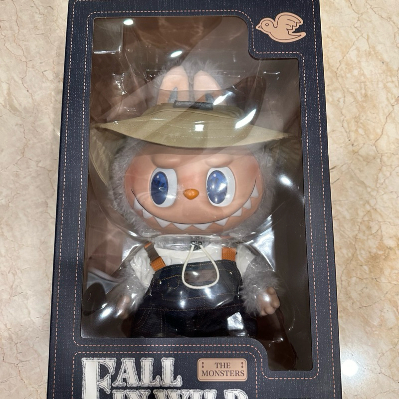 Jual labubu fall in wild figure | Shopee Indonesia