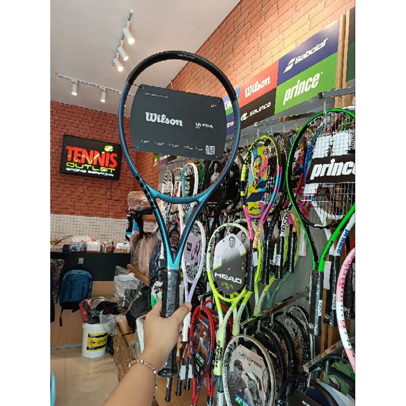 Jual Raket Tennis Wilson Ultra 100 V4 300gr Unstrung+Blue 100%Original ...