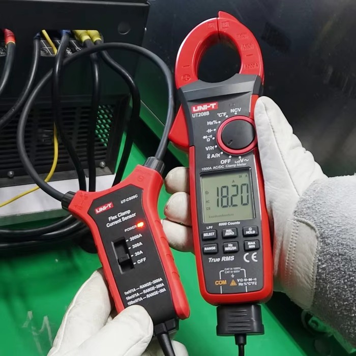 Jual UNI-T UT208B True RMS Digital Clamp Meter AC DC Current 1000A ...